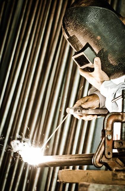 welding-181656_640.jpg